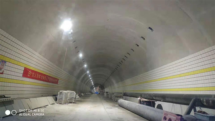 LED隧道燈項(xiàng)目